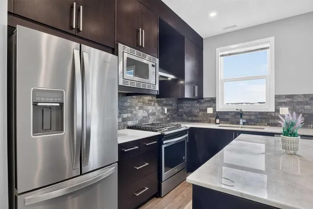 315 Redstone Walk #203, Calgary 5
