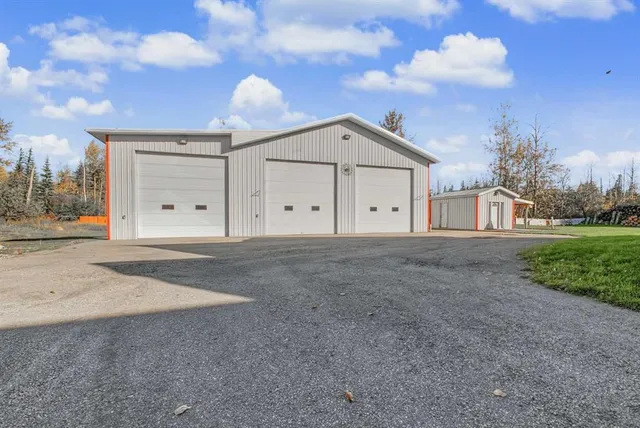 710072 40 Hwy #9, Rural Grande Prairie No. 1, County of 2
