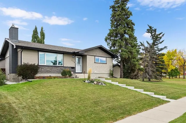 328 19 St, Calgary 2