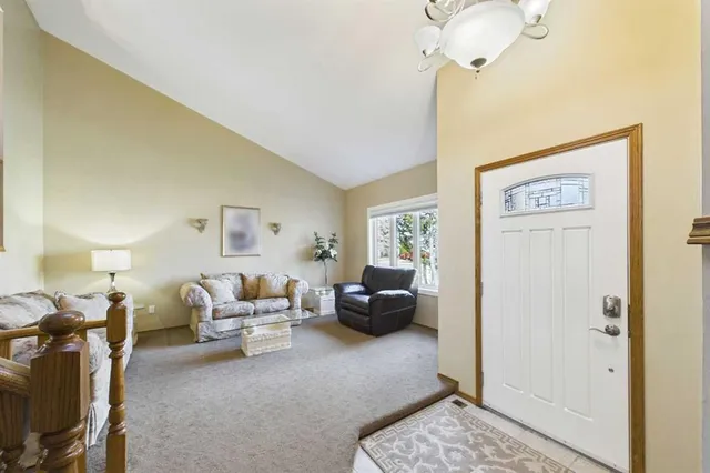 222 Davison Dr, Red Deer 4