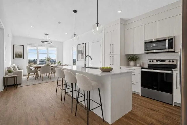 681 Savanna Blvd #1405, Calgary 2