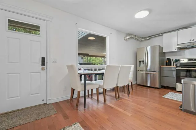 9930 Bonaventure Dr #302, Calgary 5