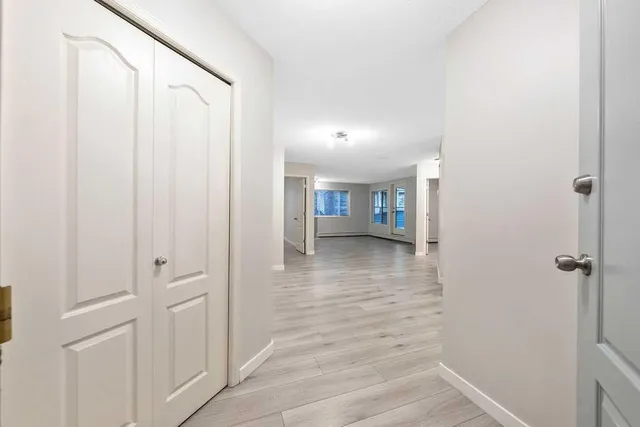 20 Sierra Morena Mews #109, Calgary 5