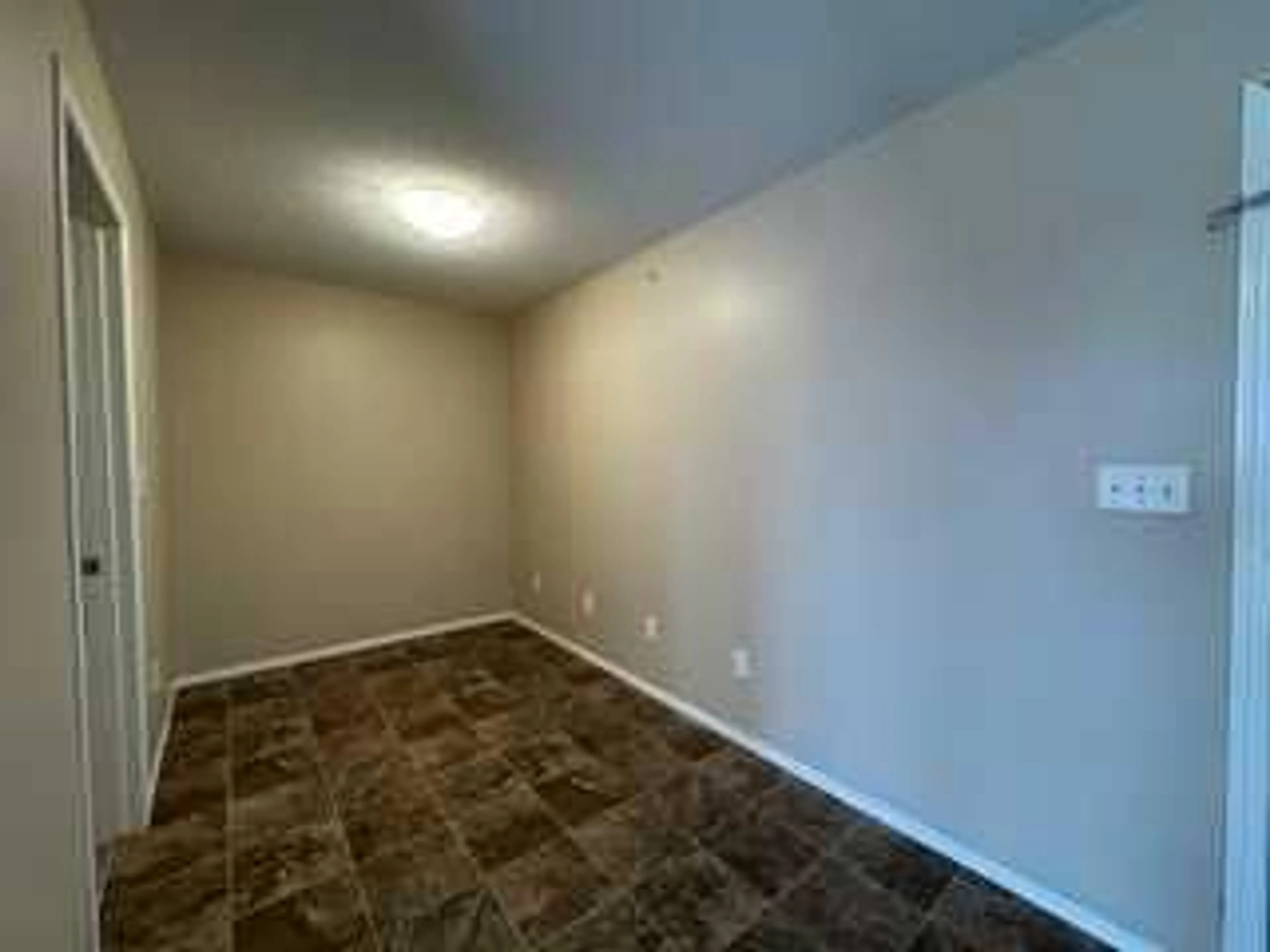 pillar/IMG-A2349597_3.jpg
