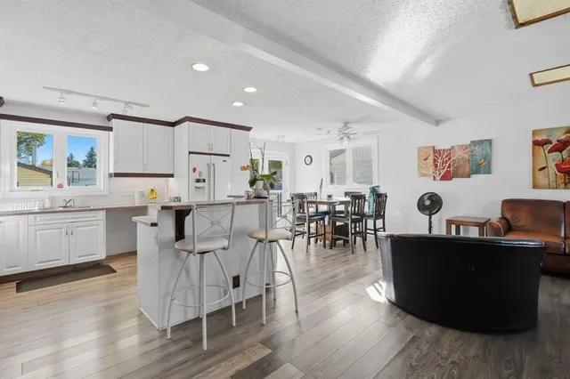 4615 31 Ave, Calgary 4