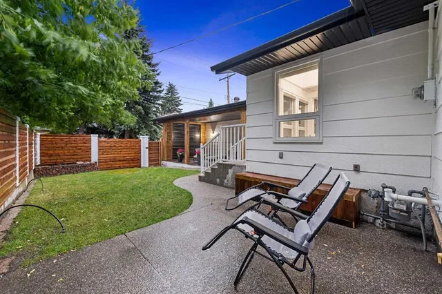 931 Parkwood Way, Calgary 3