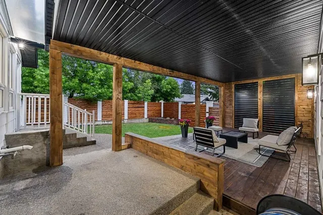 931 Parkwood Way, Calgary 5
