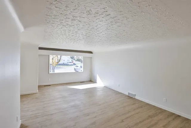 102 N 100 E, Raymond 3