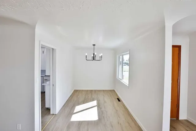 102 N 100 E, Raymond 4