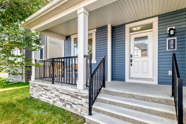 372 Carrington Way, Calgary 3