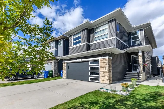 124 Corner Meadows Pk, Calgary 2