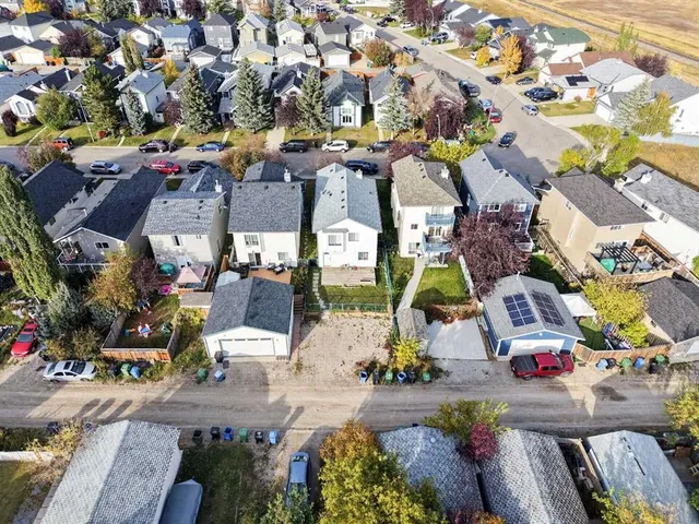 119 Covington Close, Calgary 3