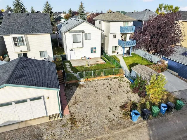 119 Covington Close, Calgary 4