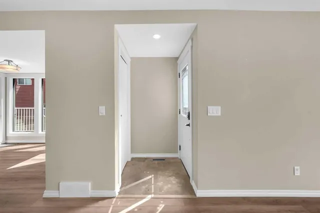 15 Ranch Glen Dr, Calgary 4