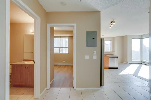1053 10 St #1816, Calgary 3