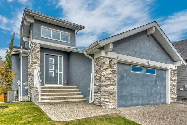 32 Walden Pl, Calgary 2