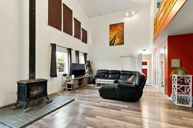 54 Poplar Cres, Gregoire Lake Estates 5