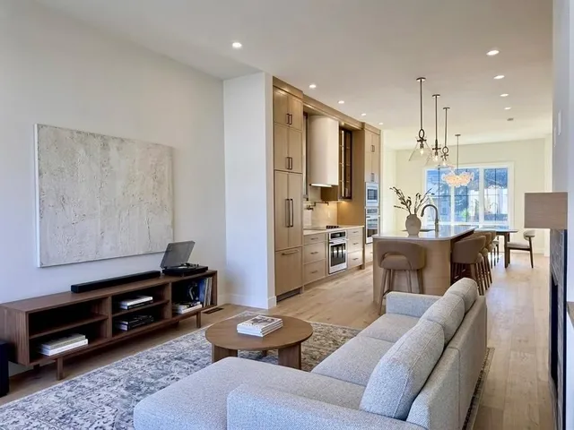 1632 21 Ave, Calgary 5