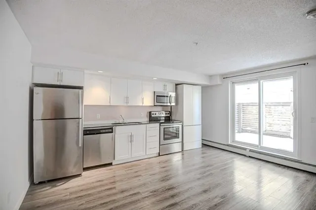 1920 11 Ave #106, Calgary 2