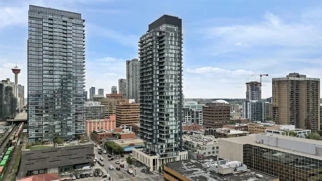 1010 6 St #1405, Calgary 2
