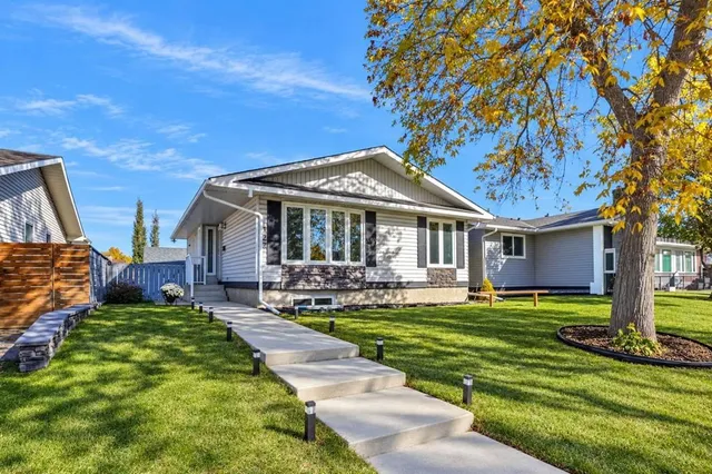 123 Templewood Rd, Calgary 3