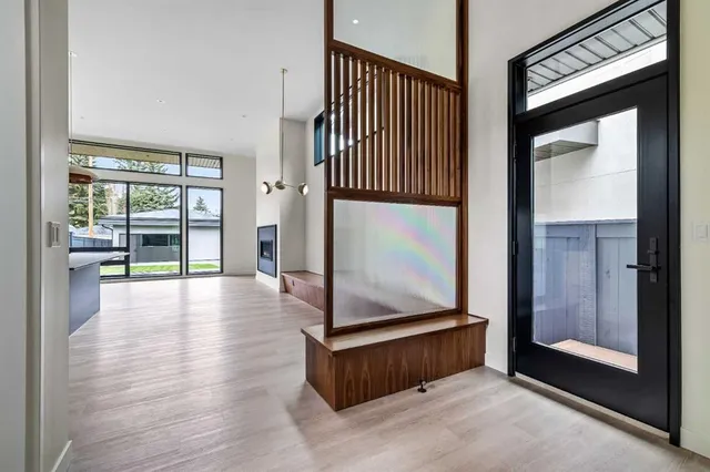3D Willow Cres, Calgary 5