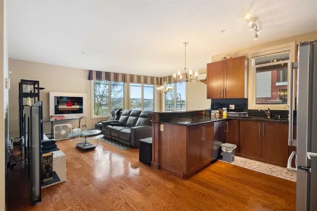 162 Country Village Cir #110, Calgary 4