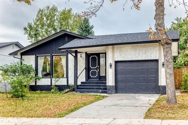 135 Whiteview Close, Calgary 2