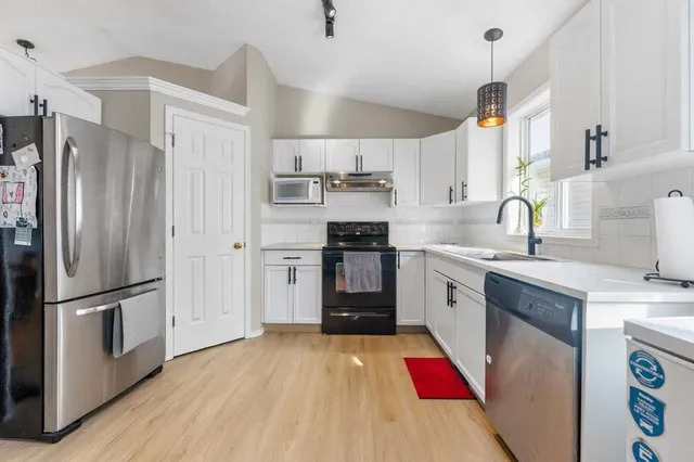 34 Applestone Pk, Calgary 4