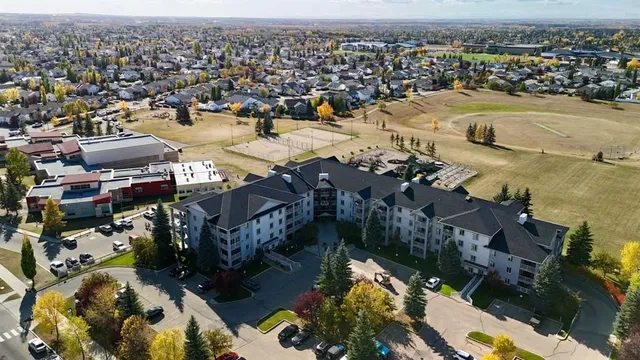 60 Lawford Ave #316, Red Deer 1