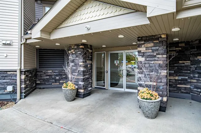 60 Lawford Ave #316, Red Deer 5