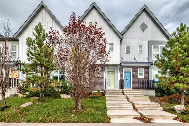 154 Livingston Ave, Calgary