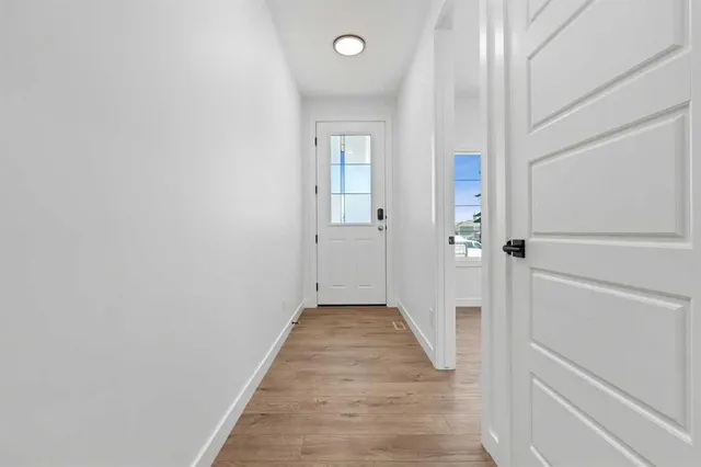 94 Bridgeport Landng, Chestermere 2