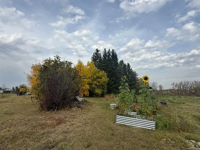 31040A TWP RD 524, Rural Vermilion River, County of 4