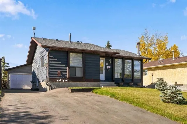 84 Glendale Way, Cochrane 2