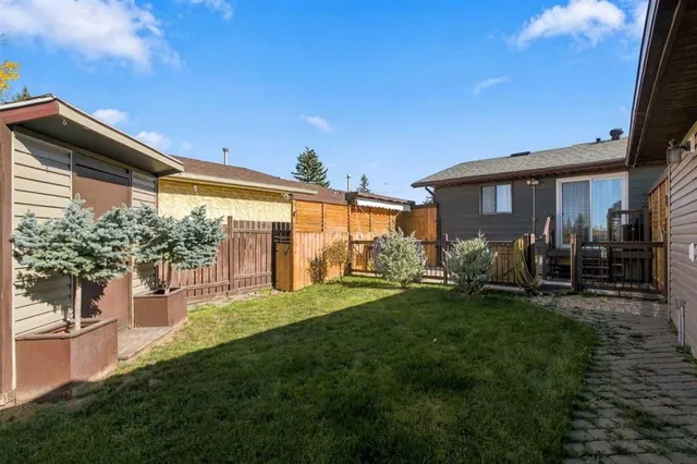84 Glendale Way, Cochrane 3