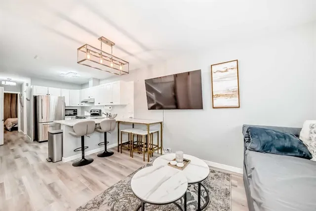 1014 14 Ave #106, Calgary 4