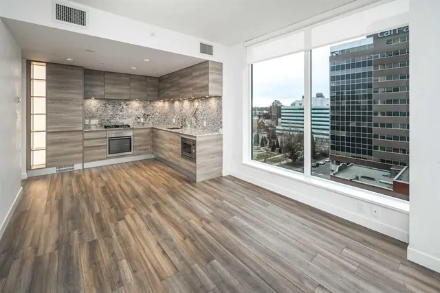 310 12 Ave #1002, Calgary 4