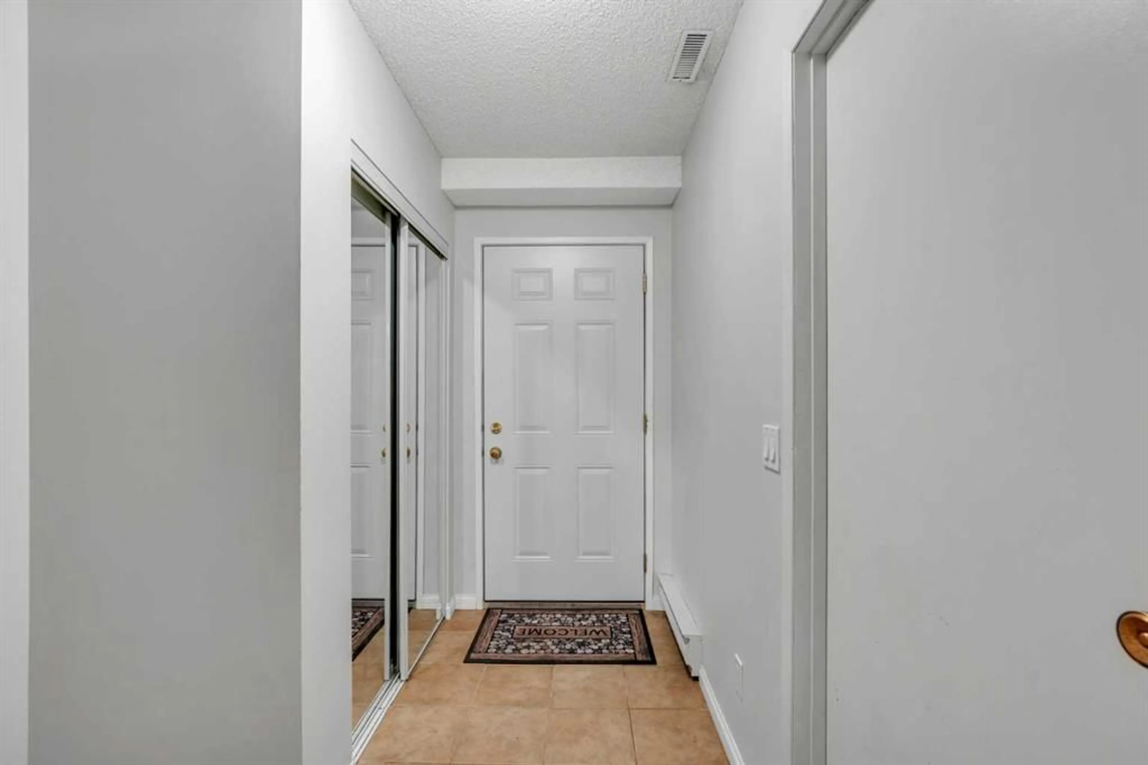 pillar/IMG-A2350581_3.jpg