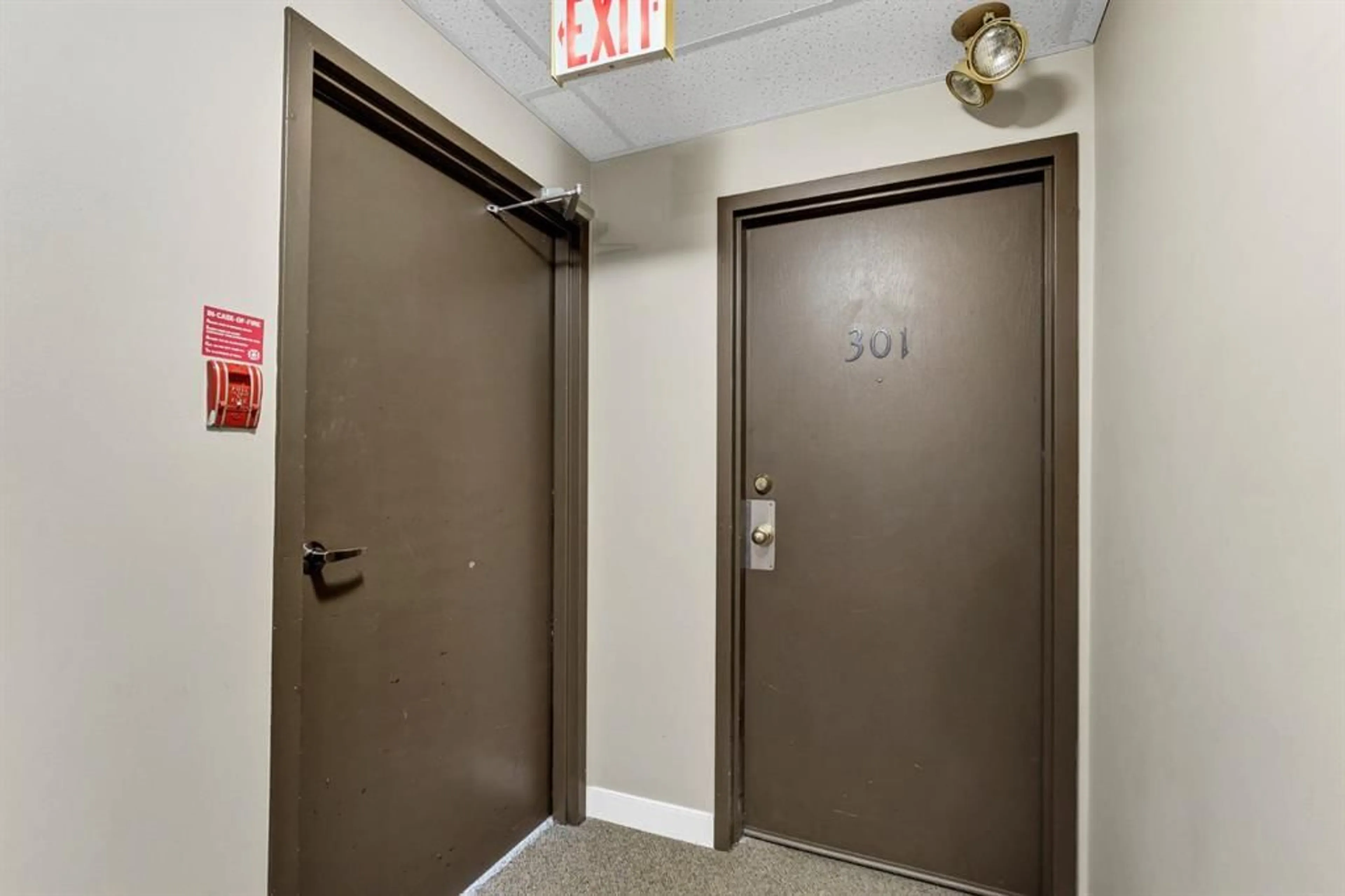 pillar/IMG-A2350856_4.jpg