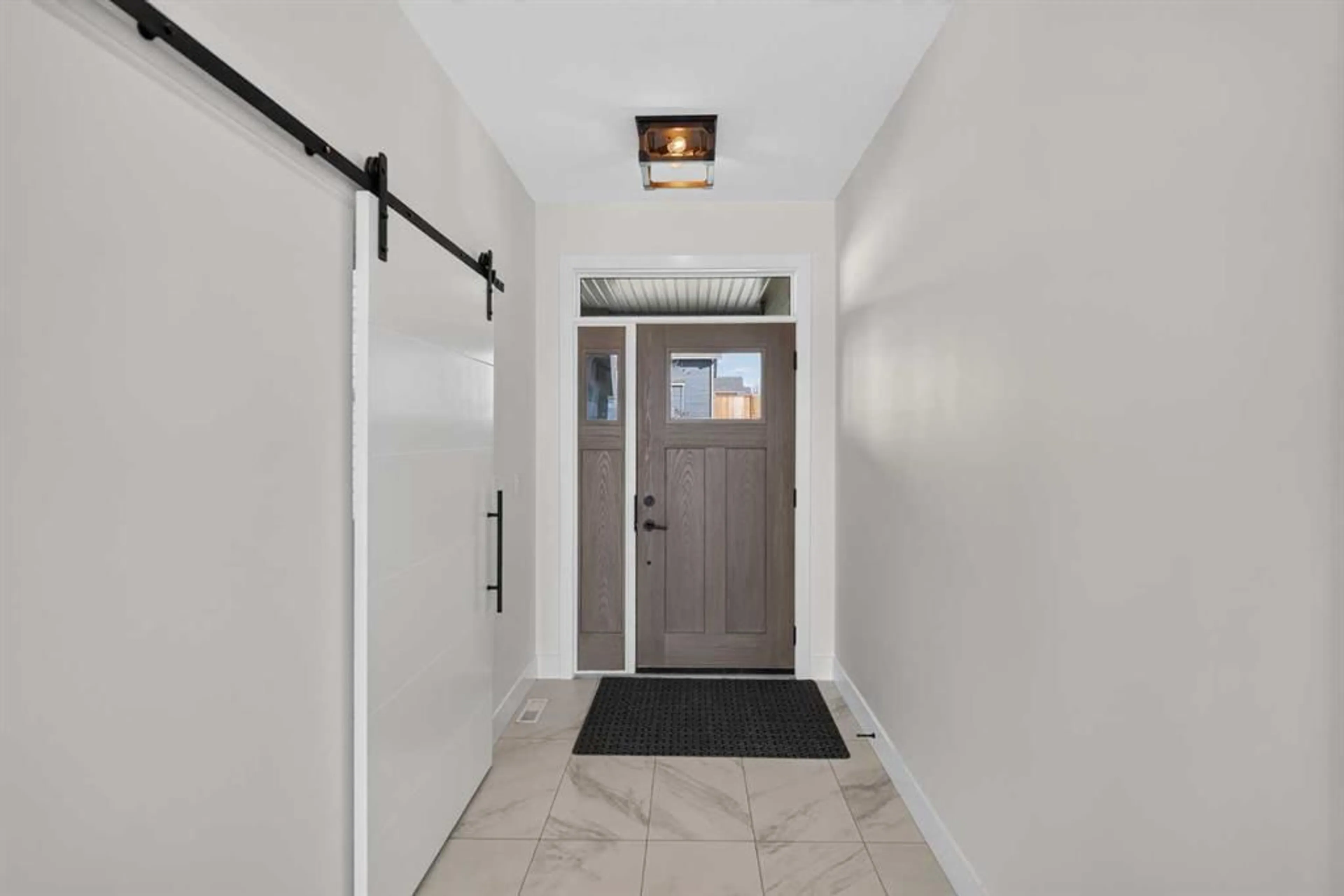pillar/IMG-A2351346_2.jpg