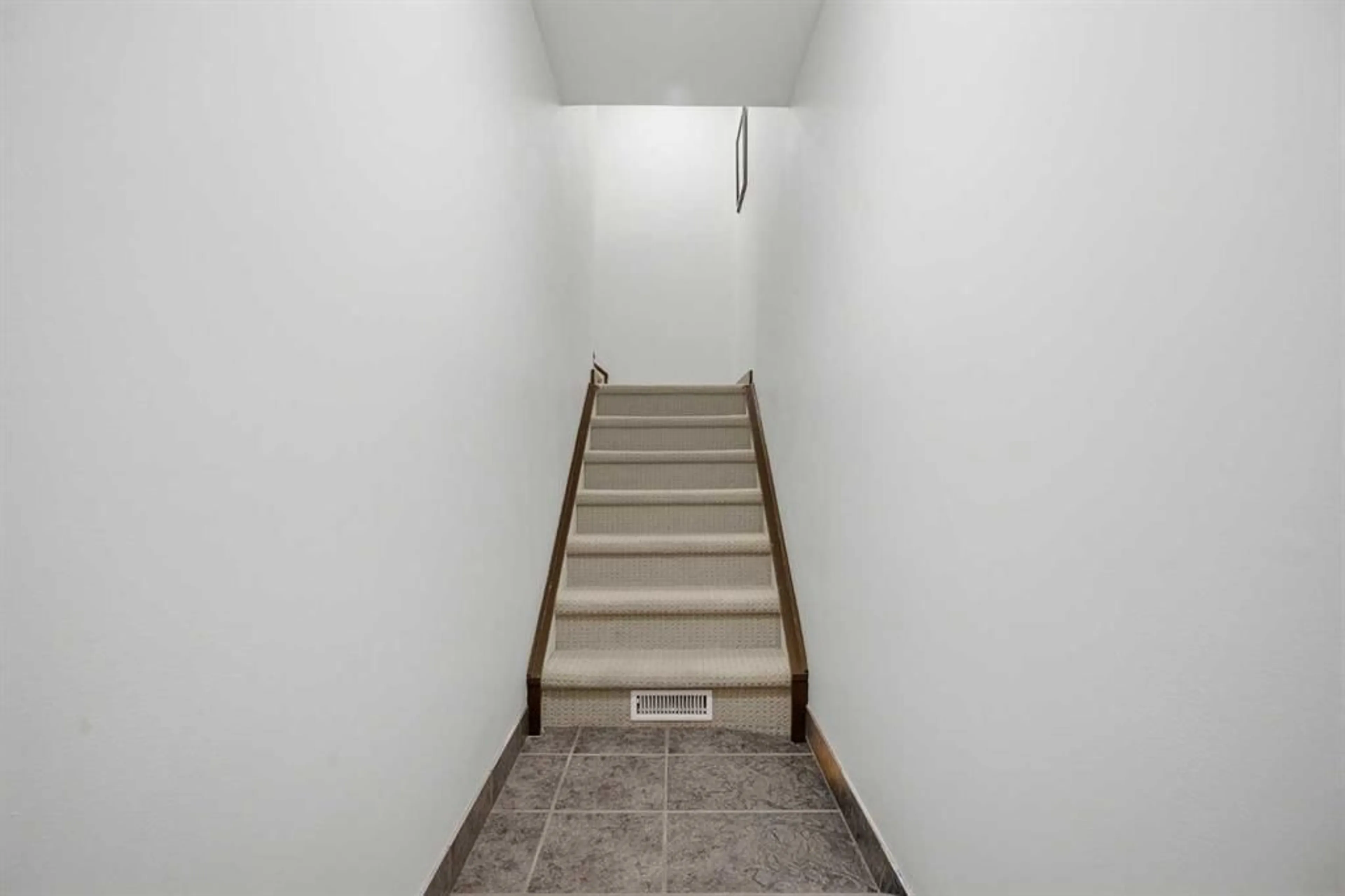 pillar/IMG-A2351404_5.jpg