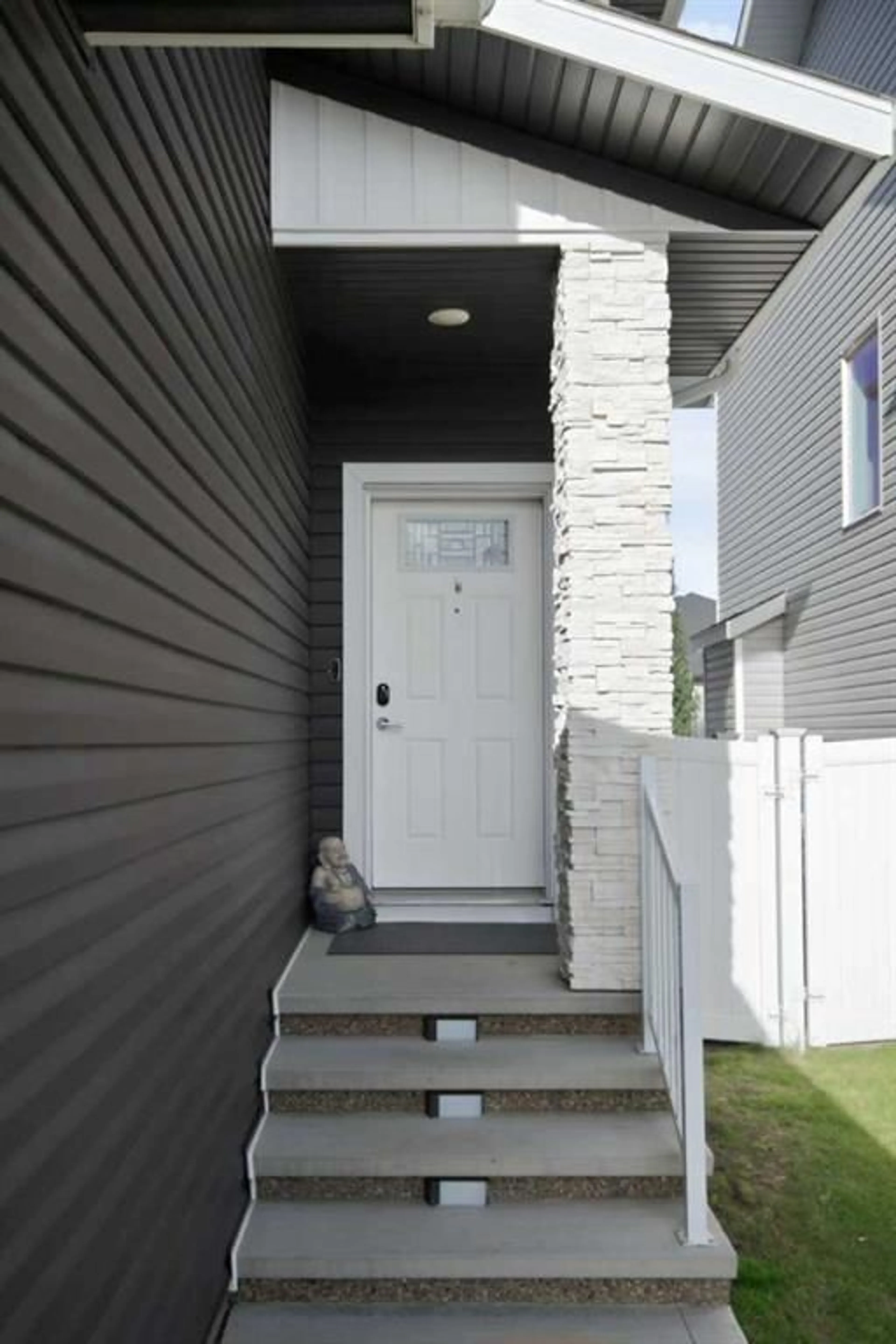pillar/IMG-A2351466_2.jpg