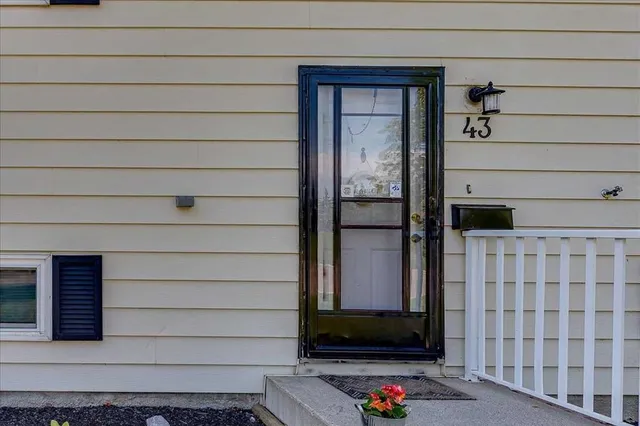 43 Oak St, Red Deer 4
