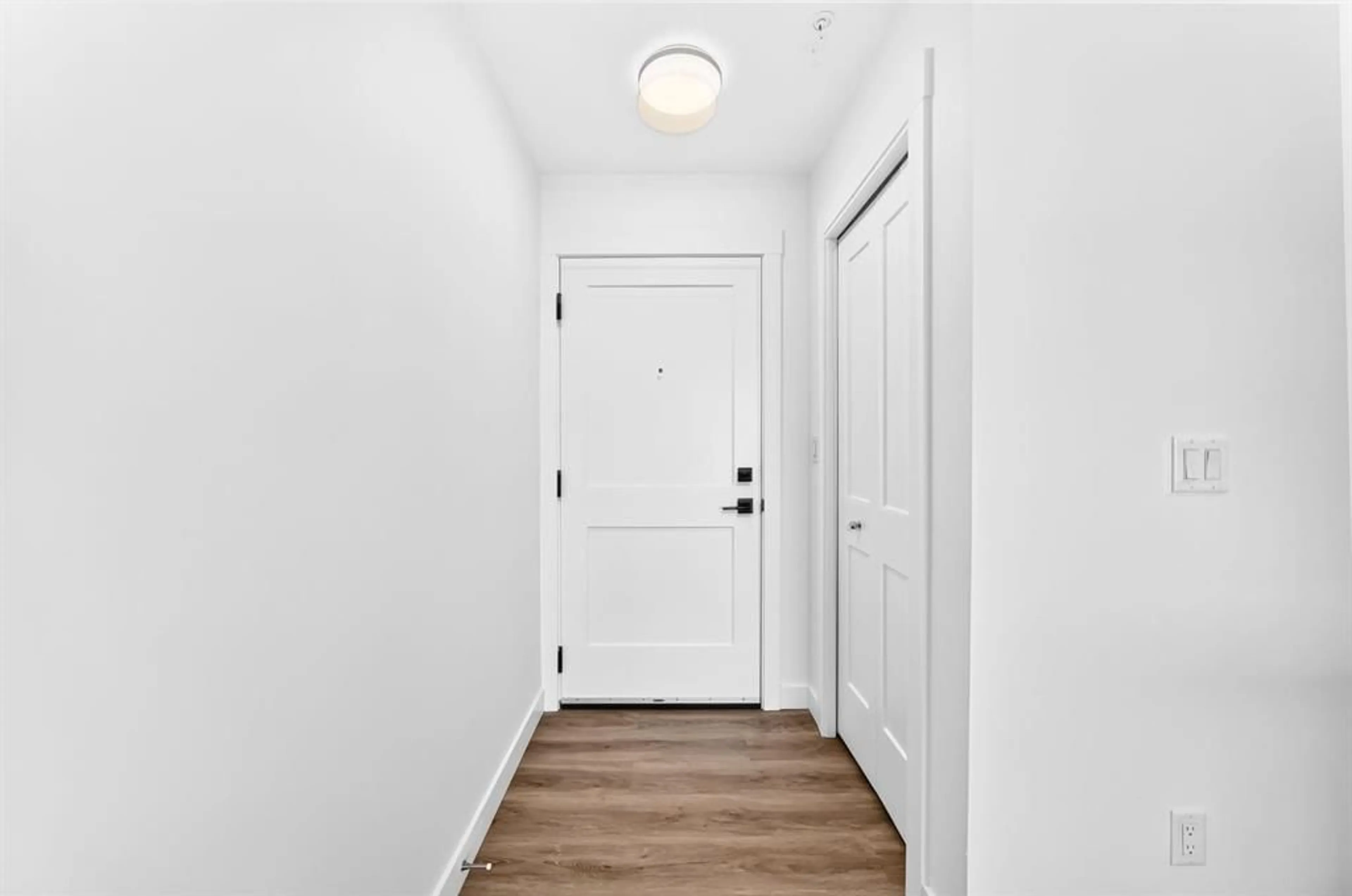 pillar/IMG-A2353182_4.jpg