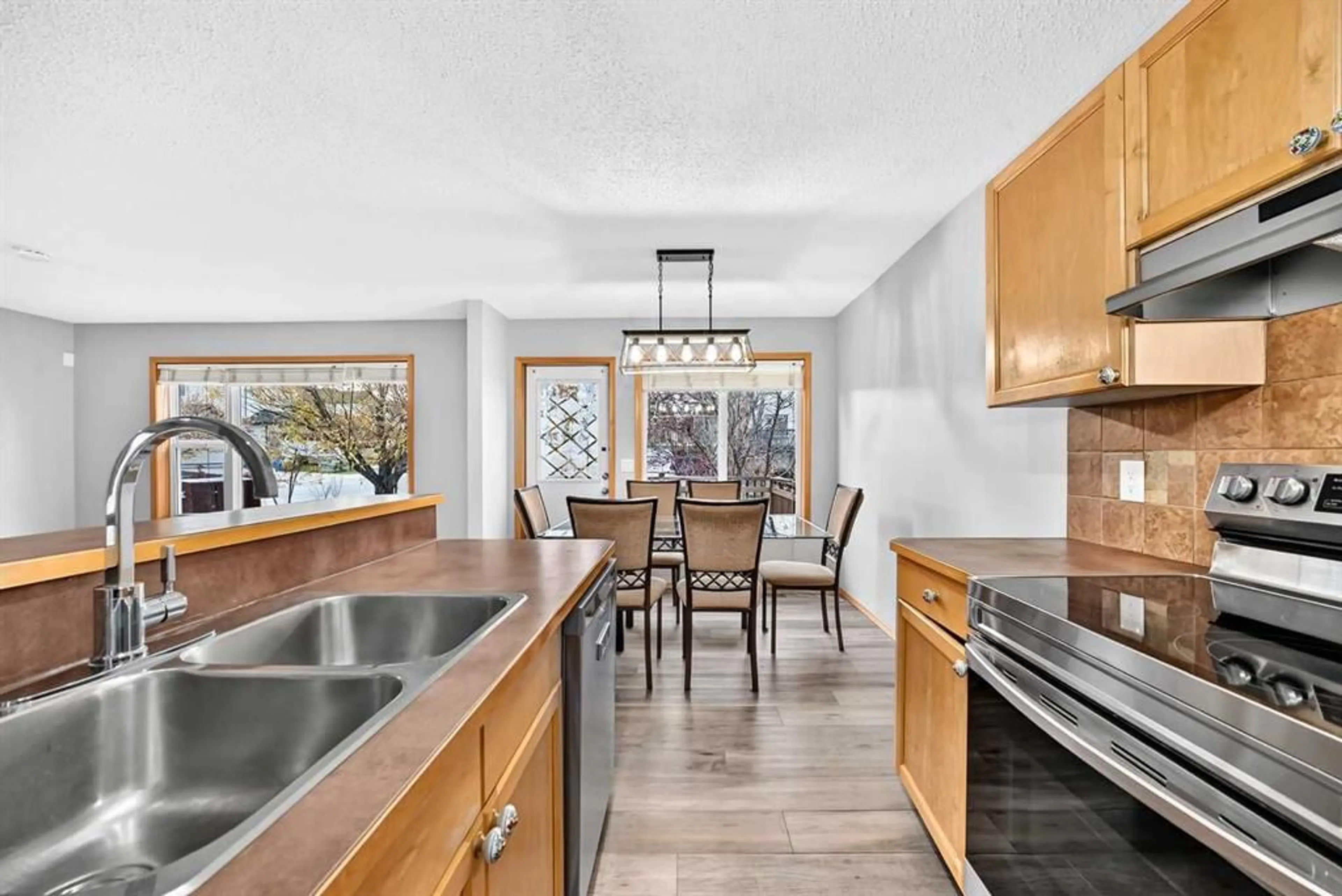pillar/IMG-A2353732_5.jpg