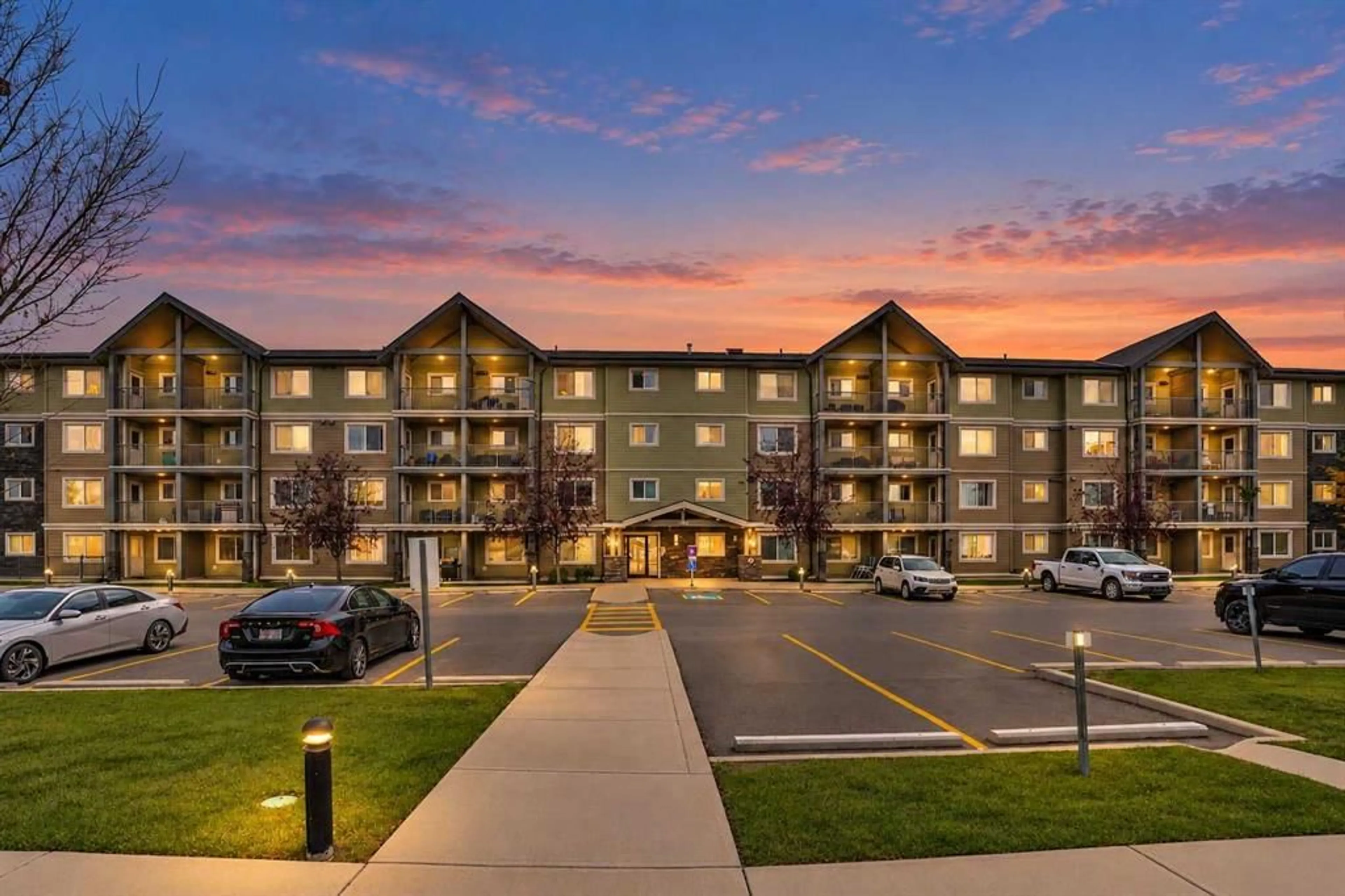 pillar/IMG-A2354221_1.jpg