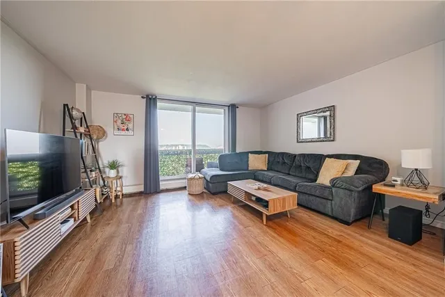Additional property image - 350 QUIGLEY Rd Unit 631