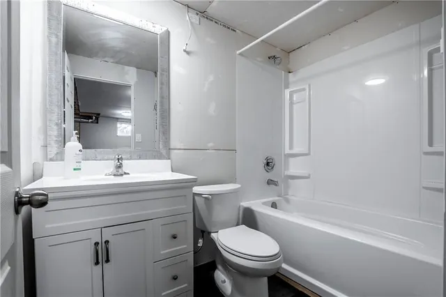 Additional property image - 607 KNOX Ave