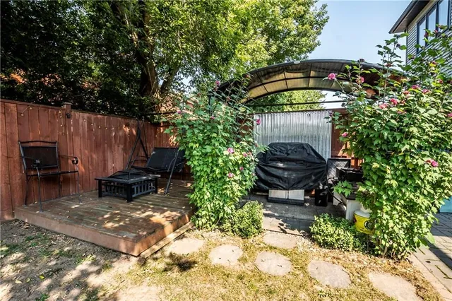 Additional property image - 607 KNOX Ave